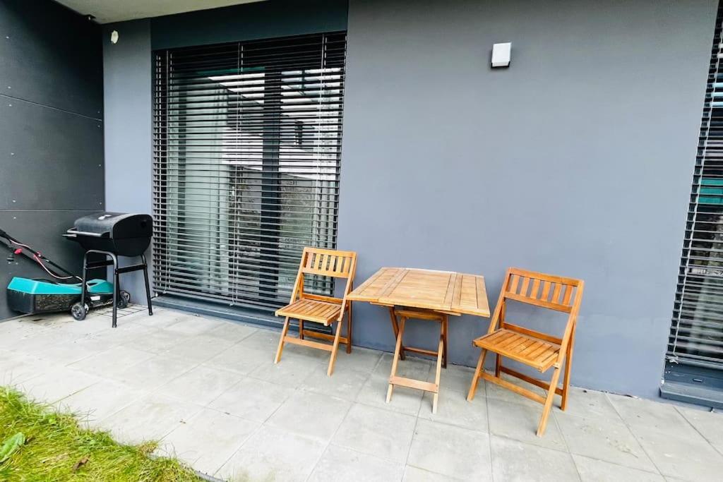 Apartment Holesovice, Garden, Garage Praga Exterior foto