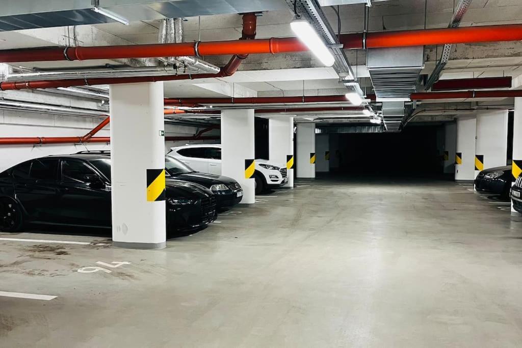 Apartment Holesovice, Garden, Garage Praga Exterior foto